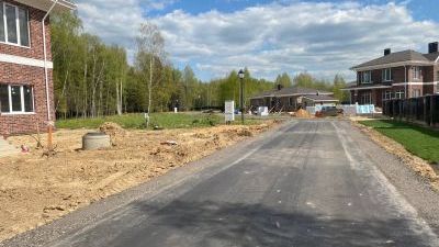 Асфальтирование дорог первой очереди